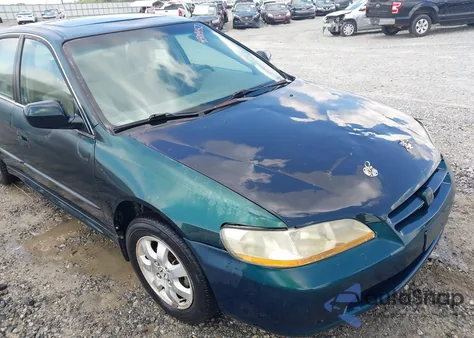 2001 Honda Accord 2.3 Ex z USA, uszkodzony, nr VIN 1HGCG56661A087319